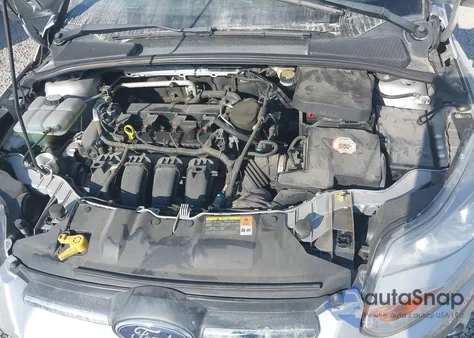 2014 Ford Focus Se z USA, uszkodzony, nr VIN 1FADP3F20EL235212